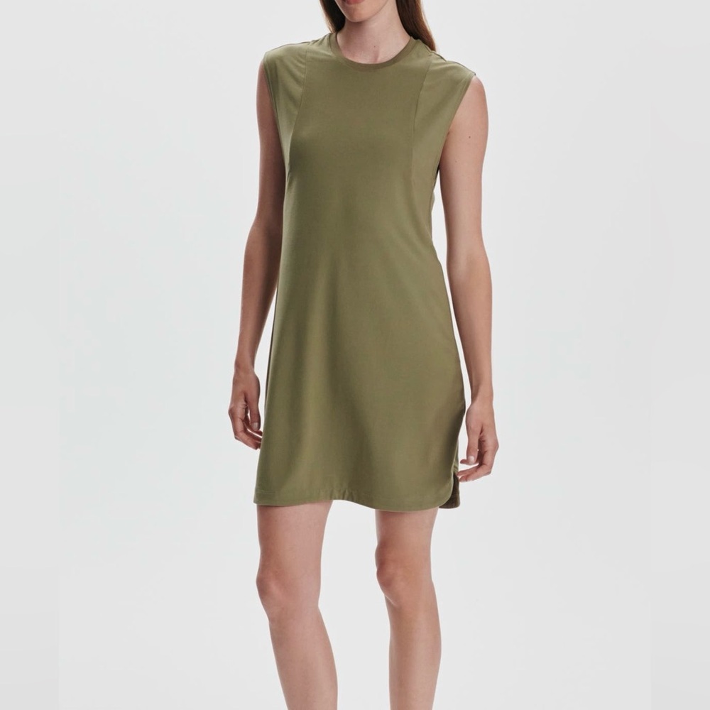 Varley | Naples 31.5 Dress in Dusky Green size Large NWT